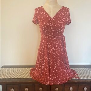 Kaleigh Red Faux wrap Sundress with V-Neck and Short Sleeves - XS